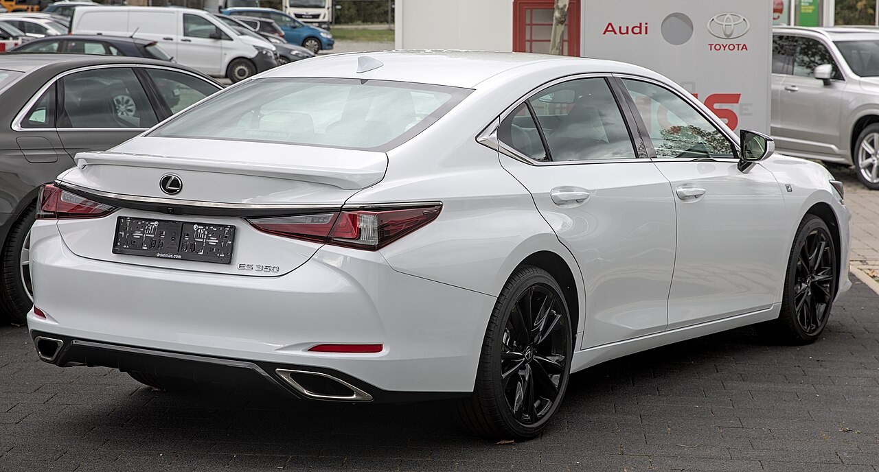 لكزس ES350 فل أوبشن 2017